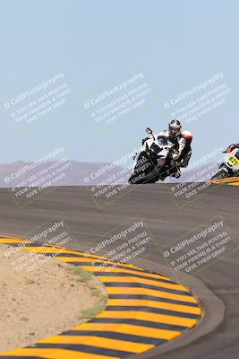 media/Oct-09-2022-SoCal Trackdays (Sun) [[95640aeeb6]]/Turns 9 and 10 (1050am)/